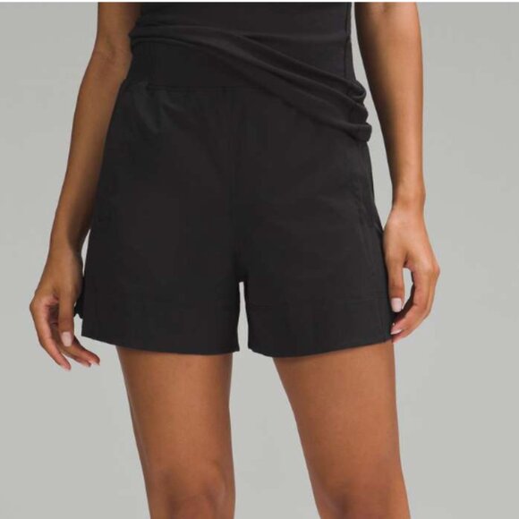 Lululemon Stretch Woven Relaxed-Fit High-Rise Short 4" Black s small - Picture 1 of 7